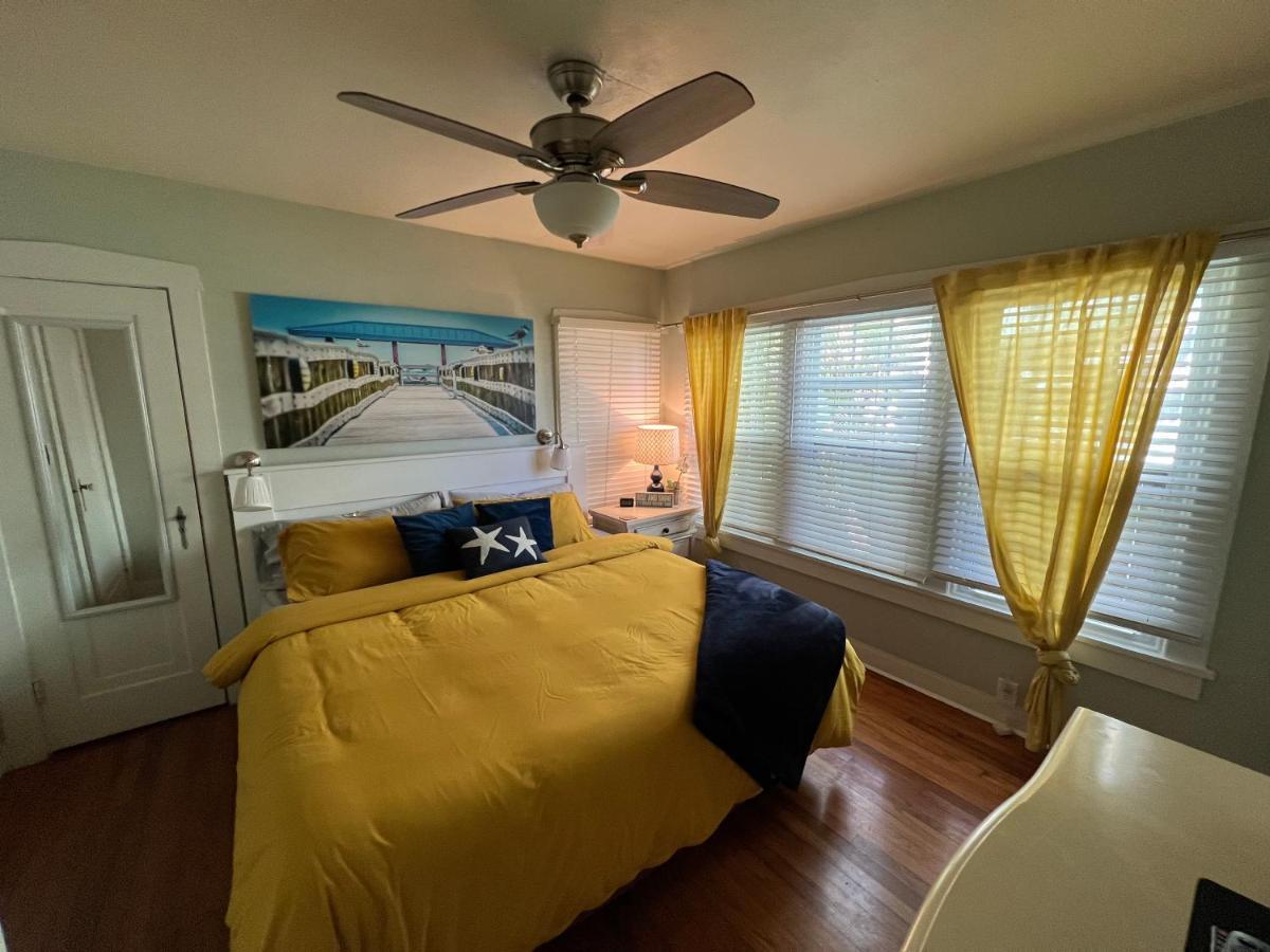 Pag Beachhouse Rentals St. Pete Beach Eksteriør billede