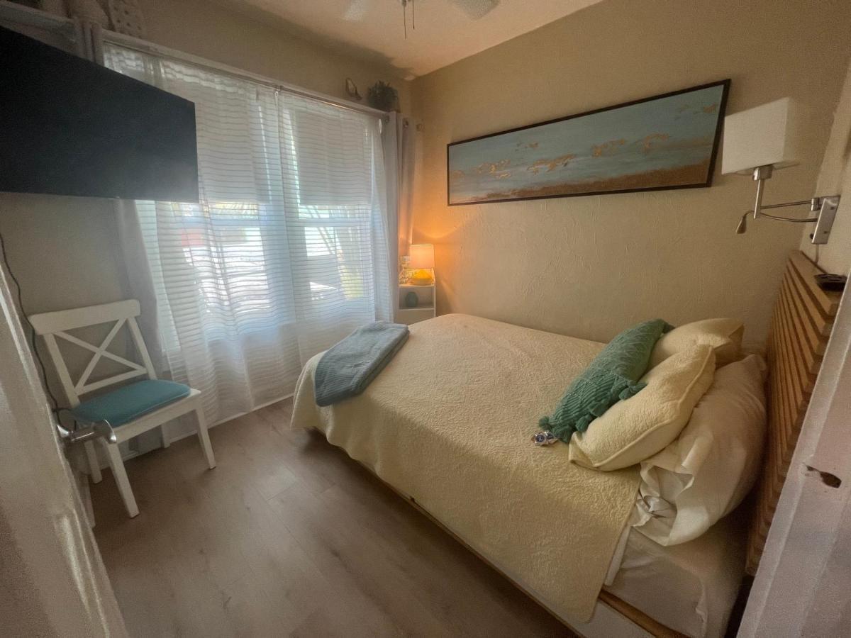 Pag Beachhouse Rentals St. Pete Beach Eksteriør billede