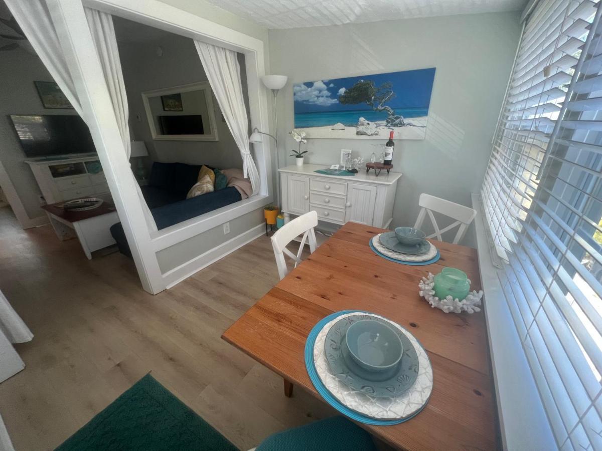 Pag Beachhouse Rentals St. Pete Beach Eksteriør billede